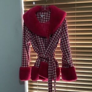 Stylish Pink Houndstooth Women's Coat